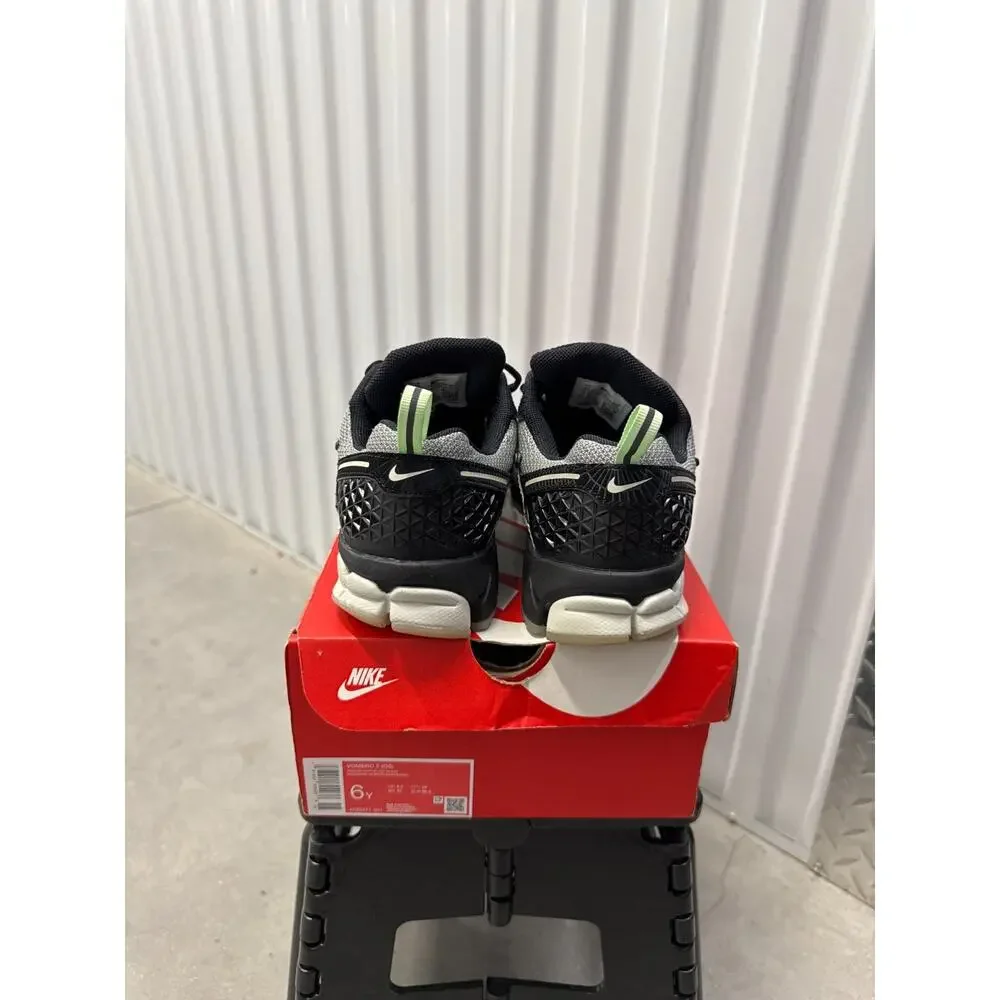 Nike Air Zoom Vomero 5 Halloween Photon Black Size 6y GS - HQ3477-001
